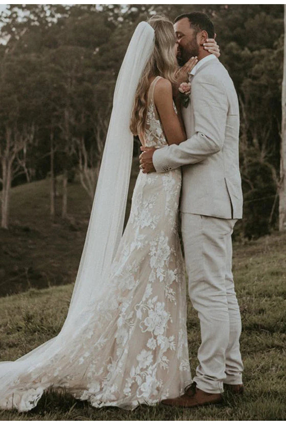 Ivory Beach Lace Wedding Dresses, Mermaid V Neck Sleeveless Bridal Dress CHW0149