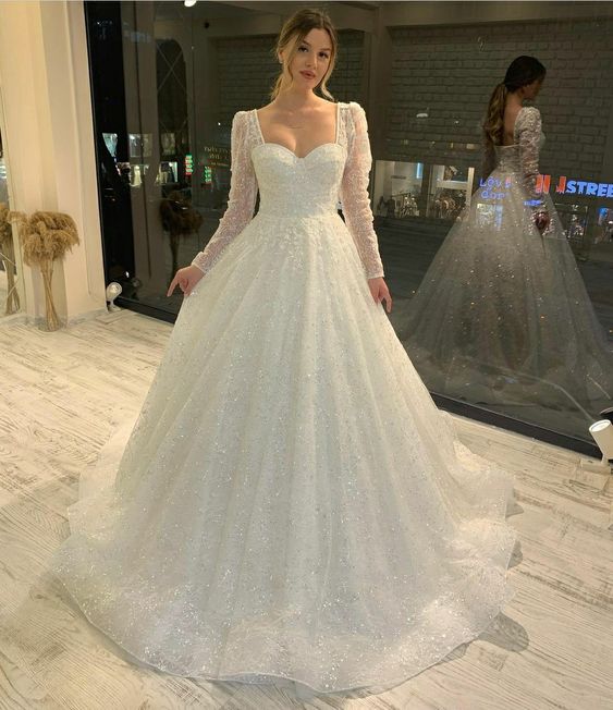 White Tulle Long Sleeves Wedding Dresses,Bridal Dresses With Applique CHW0168