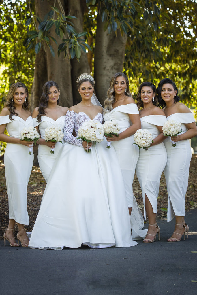 White Off Shoulder Bridesmaid Dresses Simple Tea-Length Wedding Party Dresses chb0009