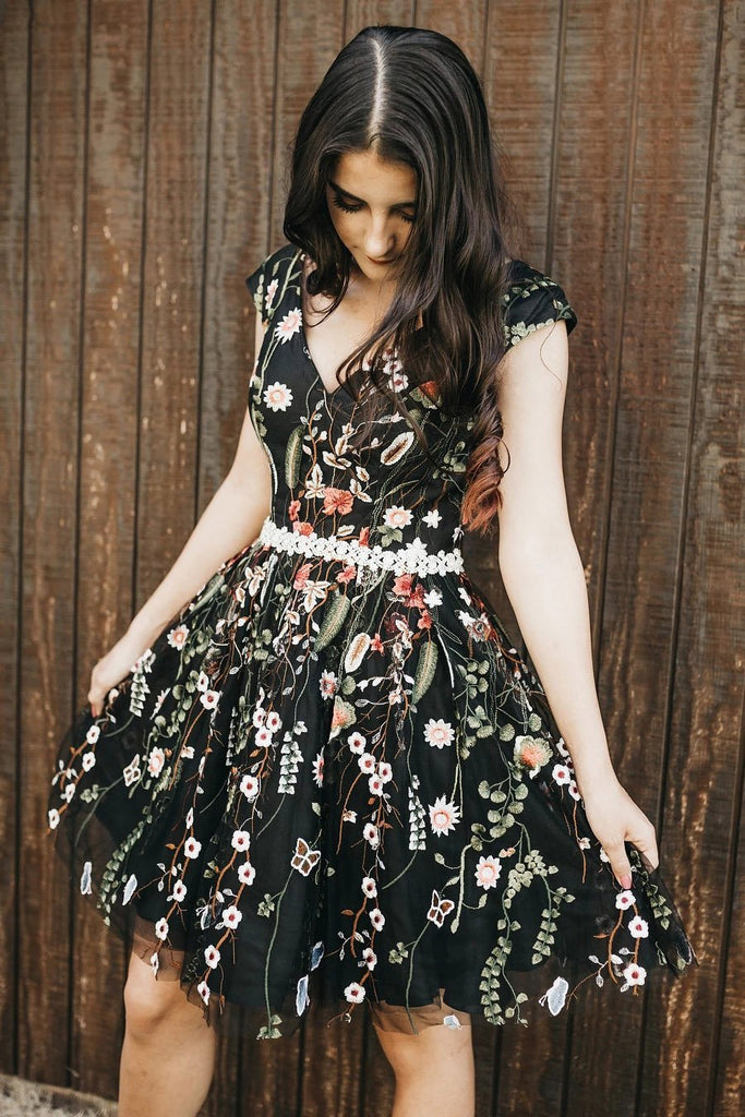 Black Lace Flowers Knee Length Cap Sleeves Homecoming Dress, Unique Graduation Dress N2121