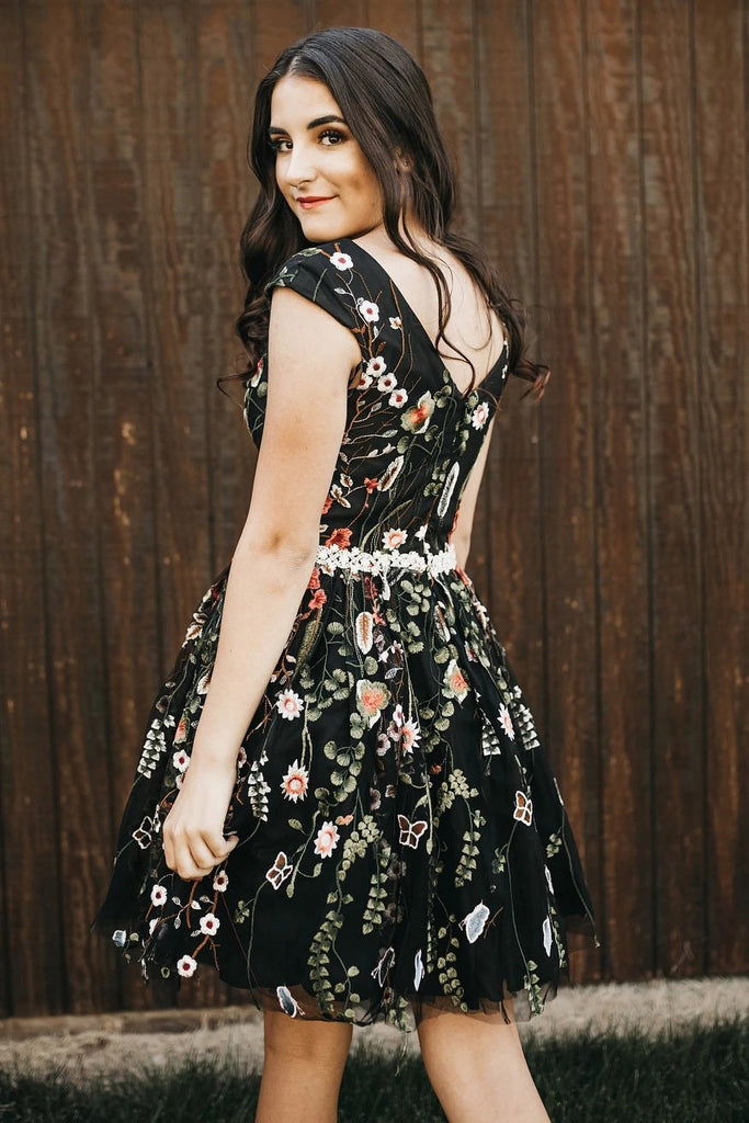Black Lace Flowers Knee Length Cap Sleeves Homecoming Dress, Unique Graduation Dress UQ2121