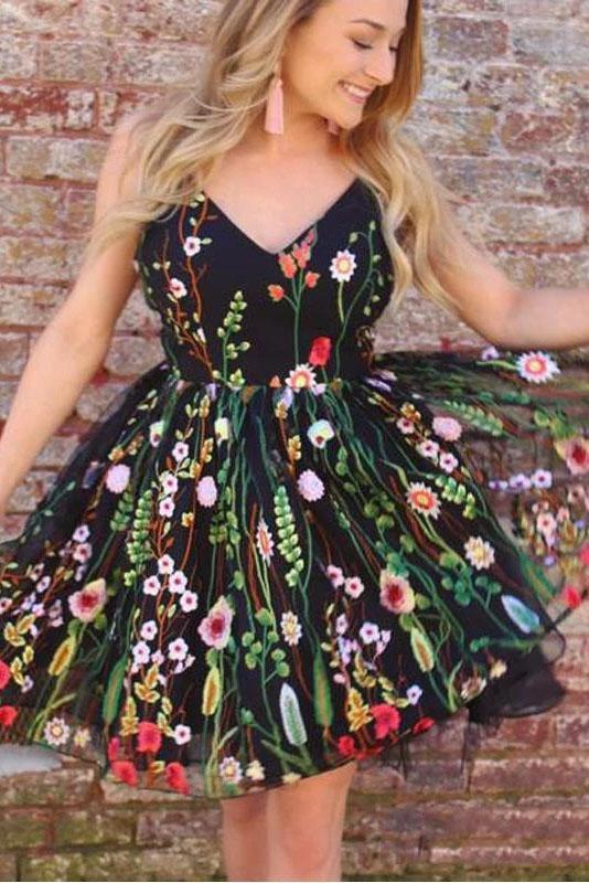 Black Spaghetti Straps Sleeveless Homecoming Dress with Lace Flowers, Cute Prom Gown UQ2162