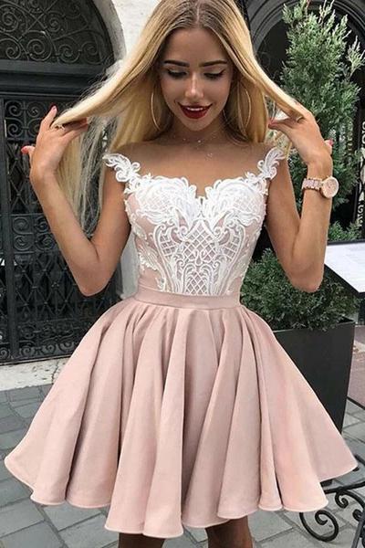 A-Line Ruches Short Homecoming Dresses With Lace Appliques, Hot Selling Prom Gown UQ2153