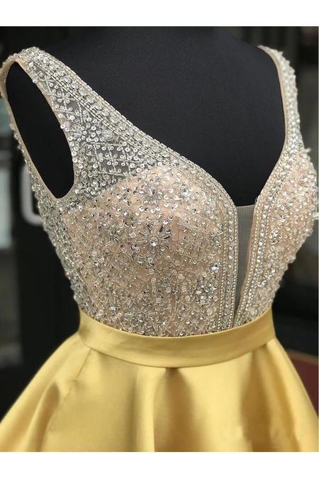 Red V Neck Sleeveless Homecoming Dress, Beading Backless Satin Short Prom Dresses UQ1952