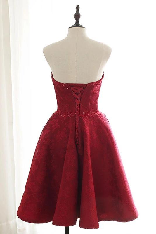 Burgundy Sweetheart Lace Homecoming Dress, A Line Sleeveless Short Prom Dress UQ2137
