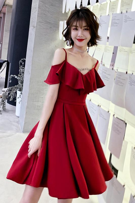 Burgundy Straps Off the Shoulder Knee Length Homecoming Dress with Ruffles UQ1960 Burgundy Straps Off the Shoulder Knee Length Homecoming Dress with Ruffles UQ1960