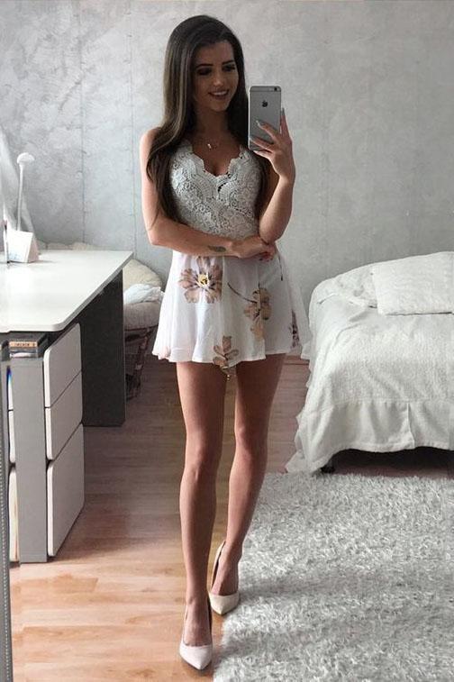 Sexy Mini Graduation Dress with Lace, Sleeveless Floral Homecoming Dress with Lace Top UQ1923