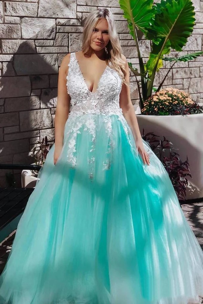 Stunning Lace Applique Long Prom Dresses Quinceanera Dress with Flowers N2035